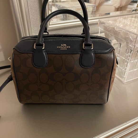 Handbags - Coach satchel bag